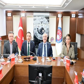 "Devlet ve millet için, bir çivi çakanın yanındayız"