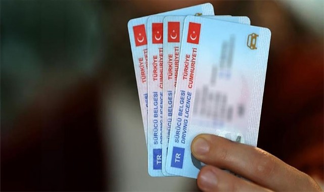 Eski tip sürücü belgelerini yenilemeyenler dikkat!