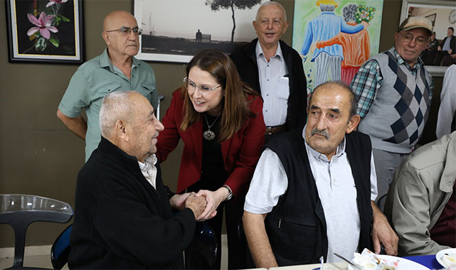 Vali Arslan, Yaşlılar Günü'nde huzurevi sakinlerini unutmadı;