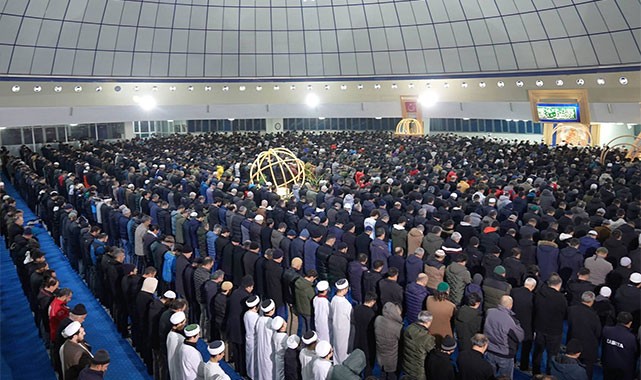 Erzincan'da üç aylar hep birlikte karşılandı!