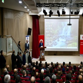"Ayrımcılıktan uzak durmalıyız, adalet için çalışmalıyız"