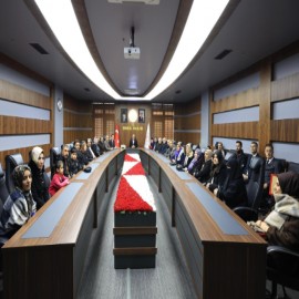 "Şehitlerimizin emanetleriyle her zaman omuz omuzayız"