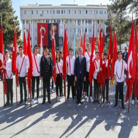 Van'ın 106. kurtuluş günü törenlerle kutlandı