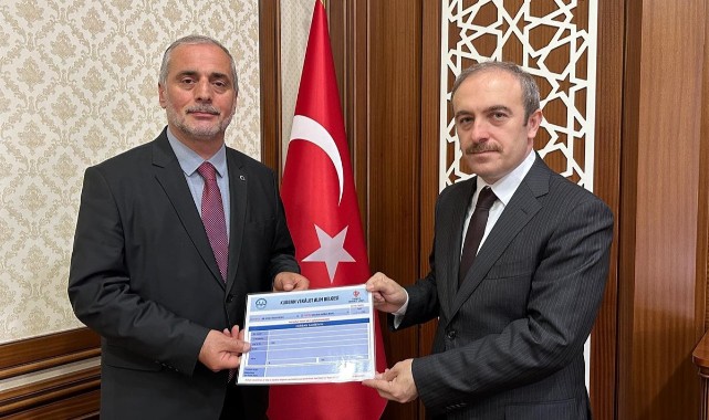 Kurbanını Diyanet’e bağışladı