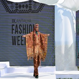 Vali Şahin, IX. Antalya Fashion Week 2026 heyecanına ortak oldu