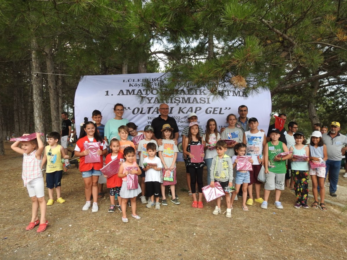 Amatör balık tutma yarışmasına katıldı