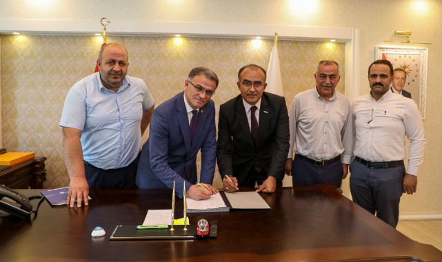 Vali işçilere yüzde 40 ara zam yaptı