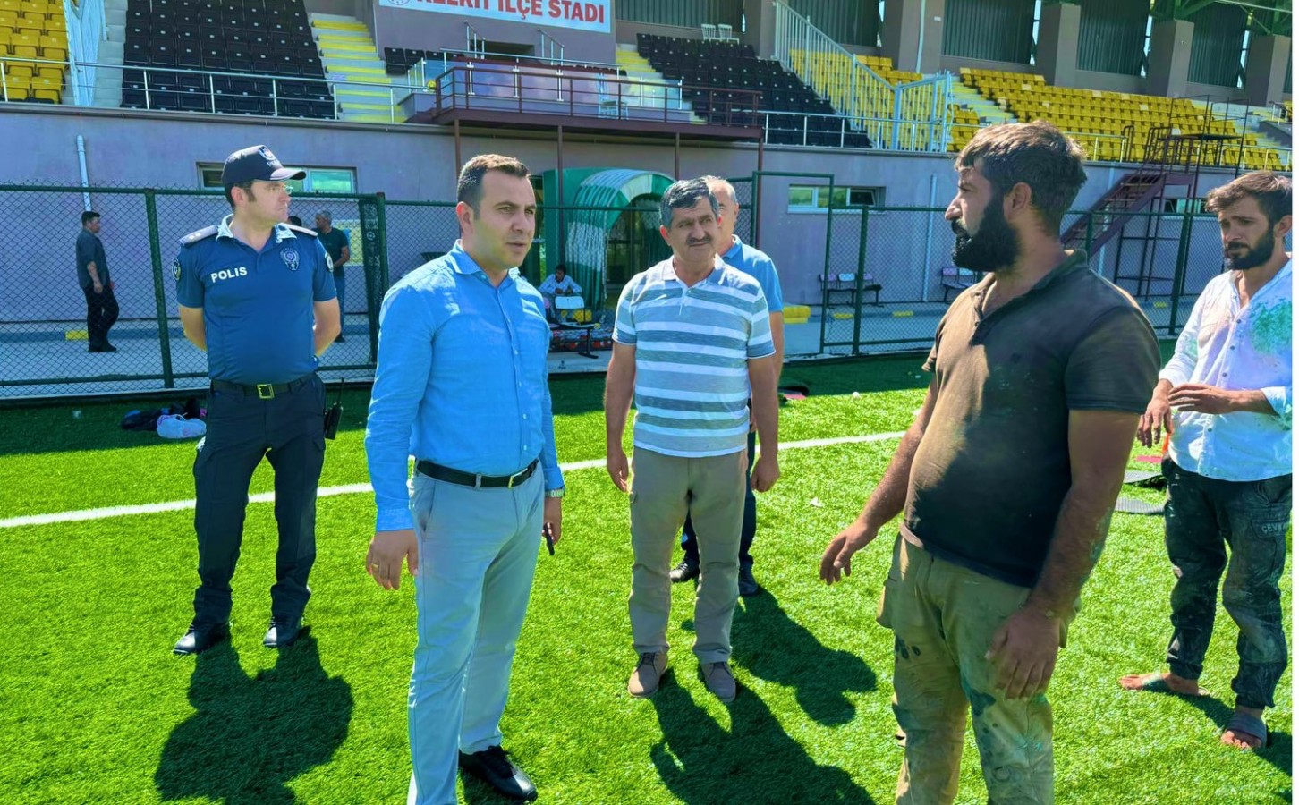 Kelkit Stadı'ndaki yenileme çalışmaları 10 milyon TL’yi buldu;