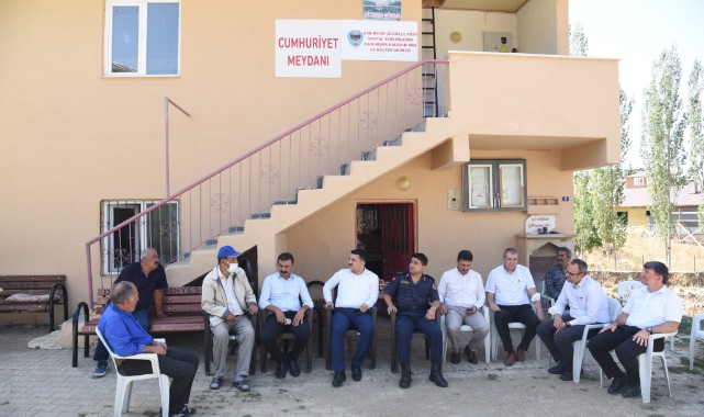 En uzak köylerden başladı