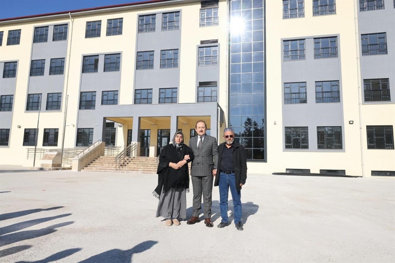 "Şehitlerimizin hatıraları her zaman hafızamızda olacak";