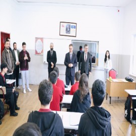 "Öğretmenlik mesleği, toplumun geleceğini şekillendiriyor"