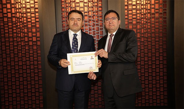 Kütahya'da atanan mülki idari amirlerine veda: ''Her birinize ayrı ayrı teşekkür ediyorum''