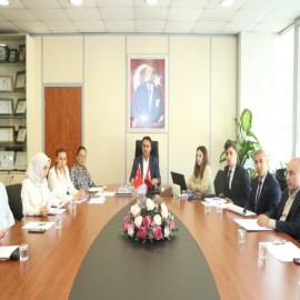 "Toplumun her kesimini ilgilendiren konular büyük bir hassasiyetle ele alınmalı"