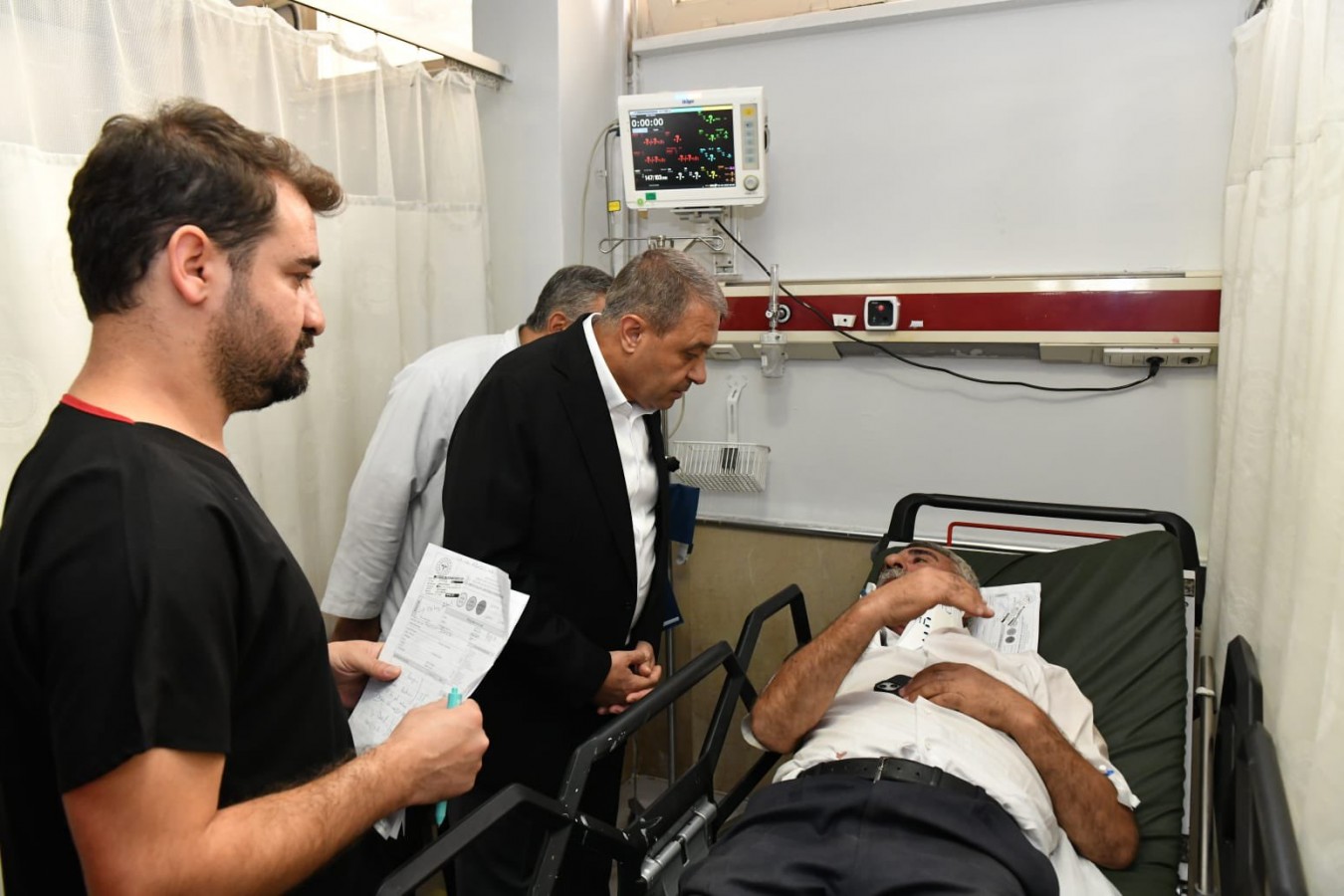 Şanlıurfa’da yolcu otobüsü devrildi;