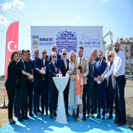 “Gençlerimiz hayallerine kulaç atacak”