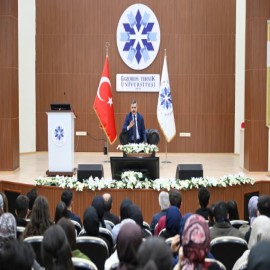 "Gençler, Türkiye’nin geleceğinin taşıyıcı gücü"