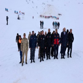 Bitlis’te gerçeği aratmayan çığ tatbikatı