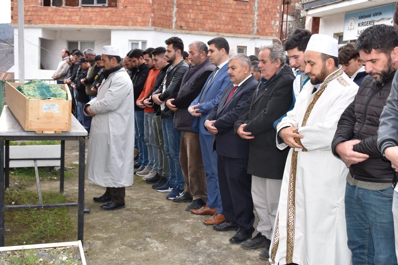 Kalp krizi geçiren lise öğrencisi kurtarılamadı;
