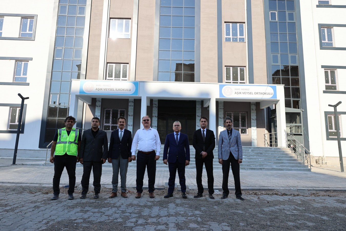 Aşık Veysel’in ismi yeniden yaşatılacak;