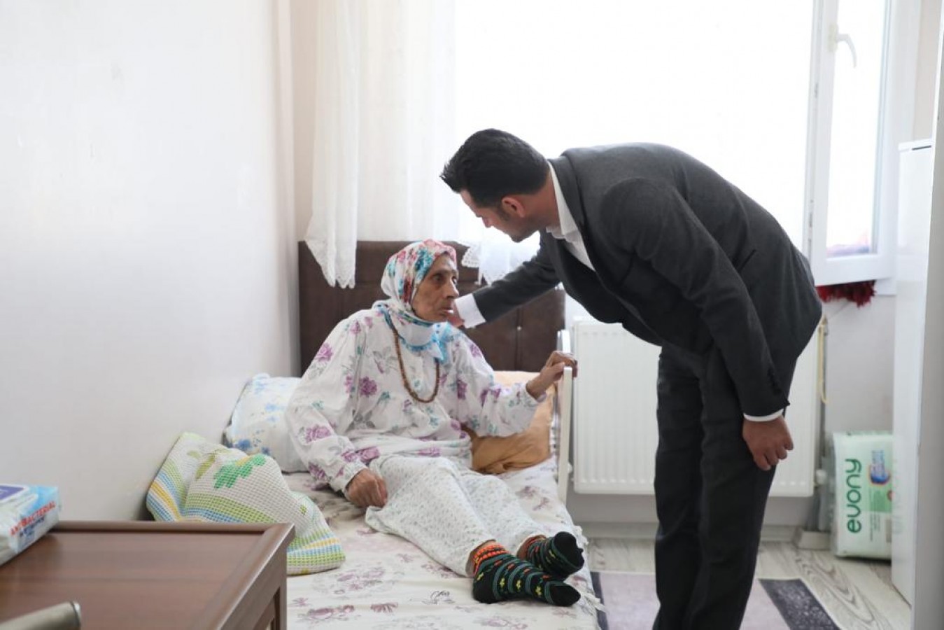 “Vicdanlı ve adaletli davranıyoruz”;