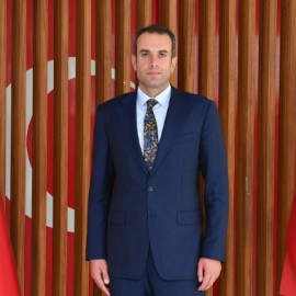 İsmail DEMİR