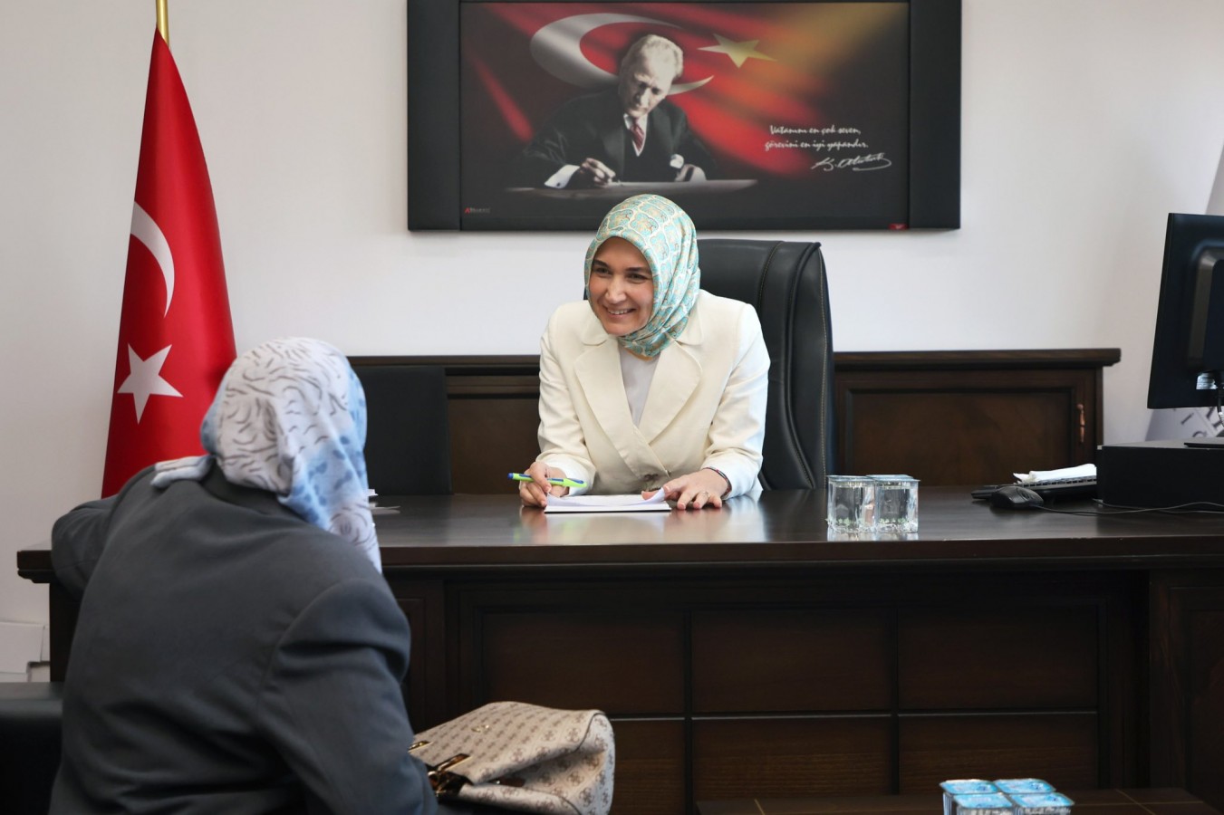 "Allah devletimizi ve aziz milletimizi daim eylesin";