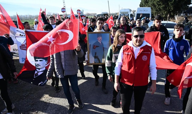 Osmaniye şehitlerine yürüdü