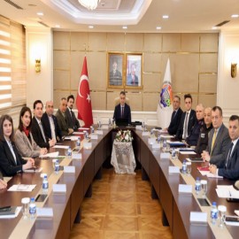 "Kadına yönelik şiddet, asla kabul edilemeyecek bir sorun"