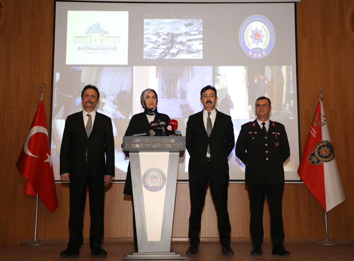 Afyonkarahisar'da 'kökünü kurutma' operasyonu: 112 gözaltı