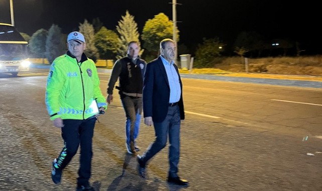 Gece denetim yapan Vali Şıldak, polis telsizinden anons yaptı