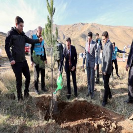 ''Diktiğimiz her fidan, adaletin, barışın ve geleceğe olan inancımızın filizlenmesidir''