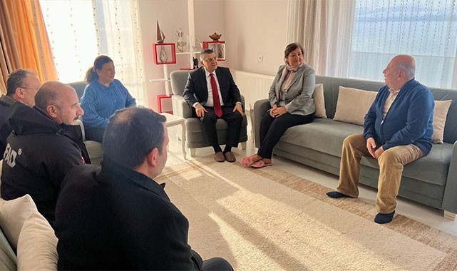 Vali Özarslan ve eşinden Sinop'taki depremzede ailelere vefa ziyareti!
