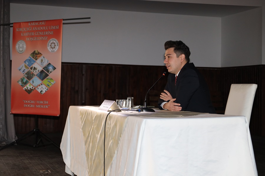 "Öğrenciler gerçekçi bir bakış açısı kazanıyor";