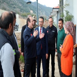 AFAD Başkanı Pehlivan, hak sahiplerine teslim edilen köy evlerini incelendi