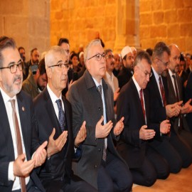 9 yıl sonra ilk namaz