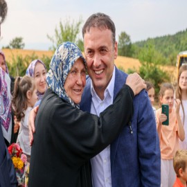 76 yaşında ilk kez vali görünce isteklerini sıraladı