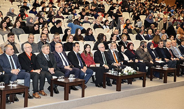 Vali Şimşek: Türkçemizi korumak hepimizin sorumluluğu