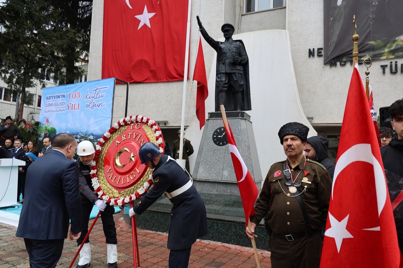 Kurtuluşun 103. yılı kutlu olsun Artvin;