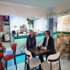 "İşine koşa koşa giden Mükremin Beylere selam olsun"