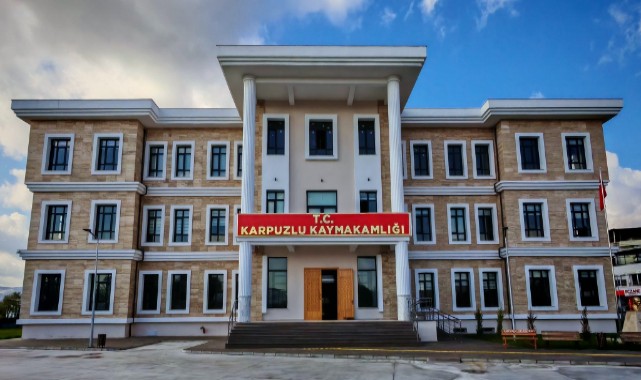 Yeni hükümet konağı hizmete başladı