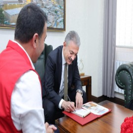 Vali Akkoyun, kurban vekâletini Gazze’ye bağışladı