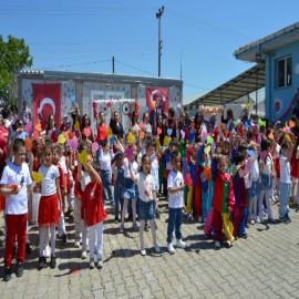 İpsala'da 'Aile' temalı bahar coşkusu