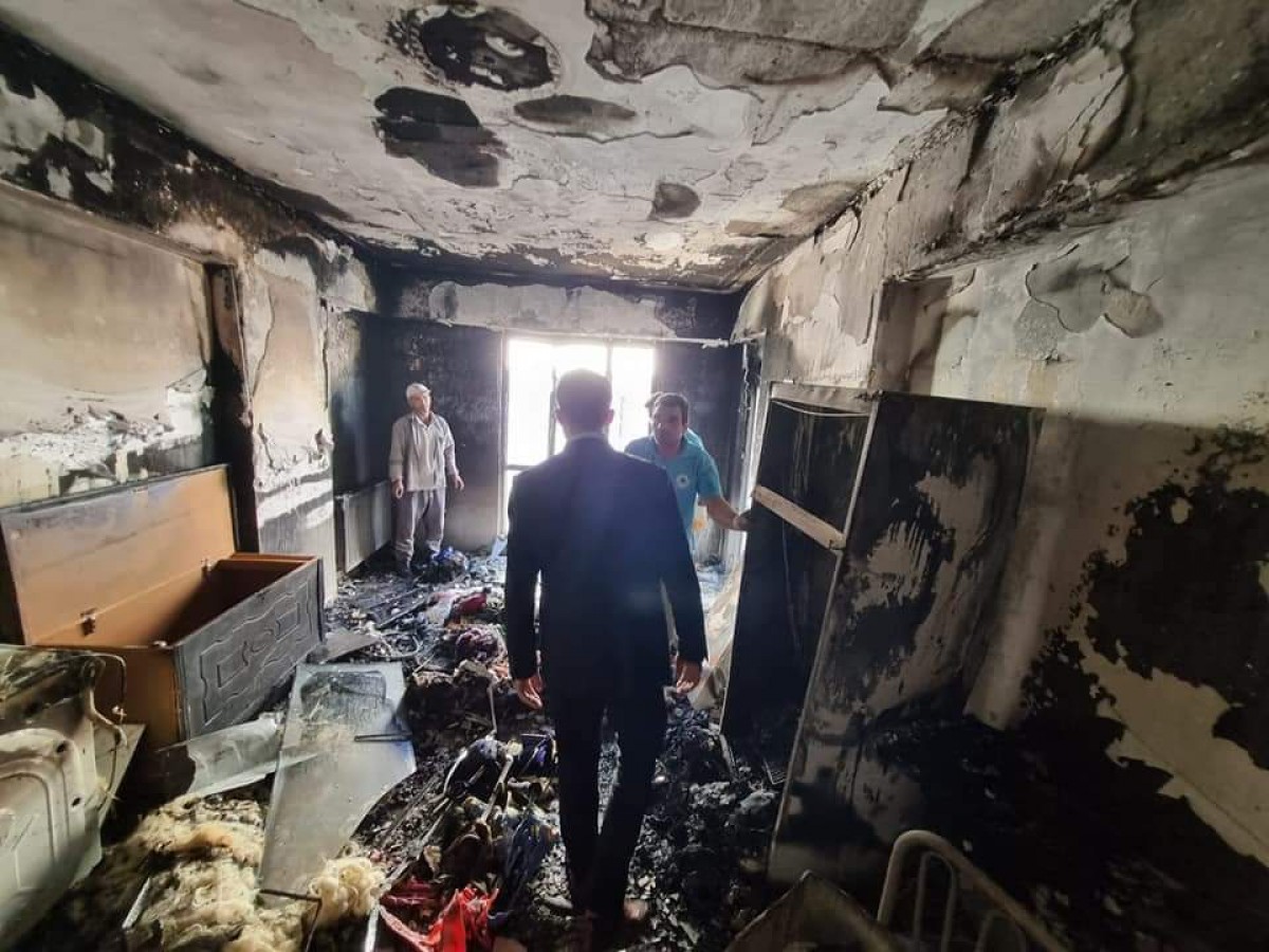 Yangında ev küle döndü;