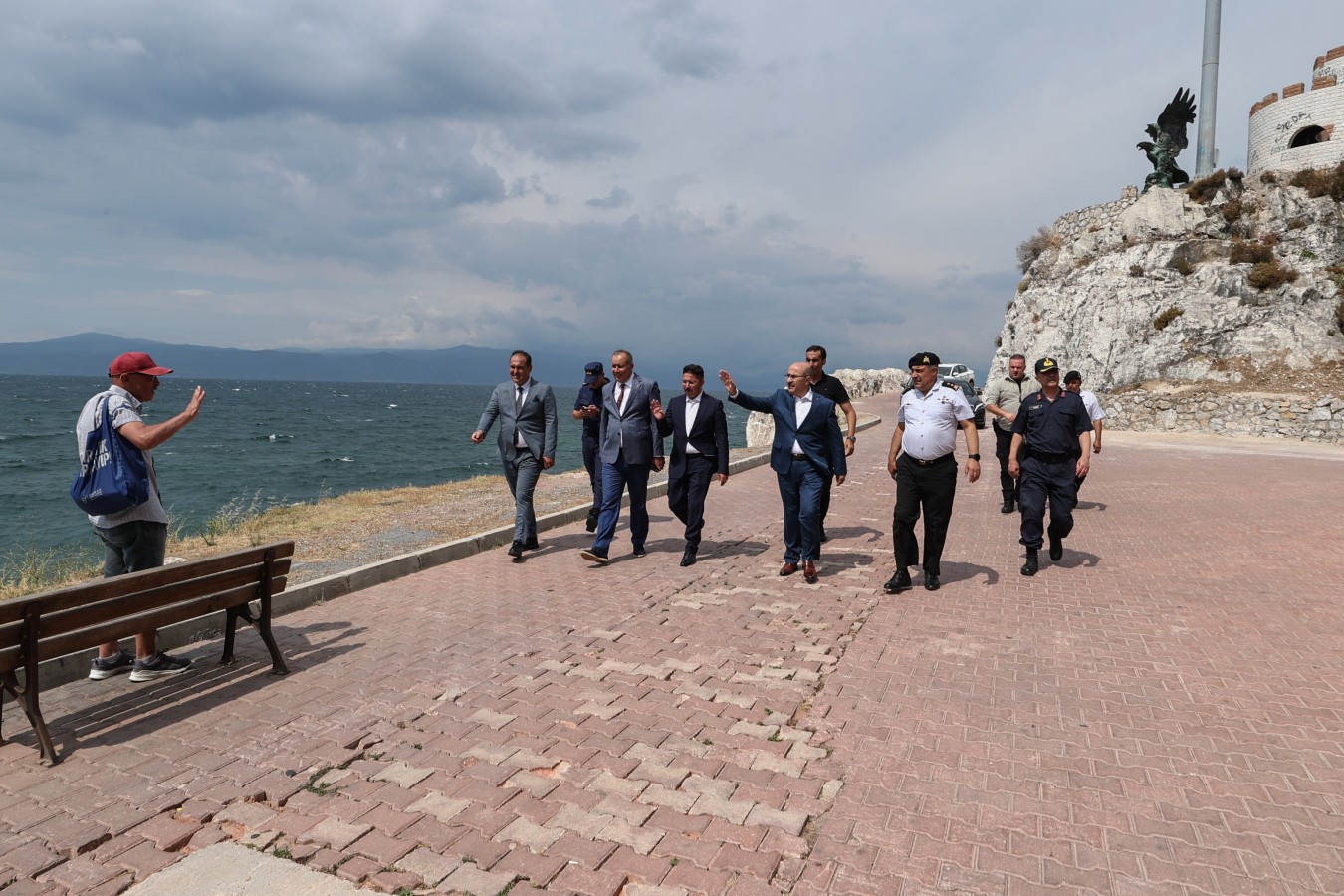 Bursa sahillerindeki kaçak yapılar sıkı denetimde;