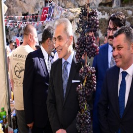 “Bağcılık; Ürgüp, Nevşehir ve Kapadokya’nın köklü değerlerinden biridir”