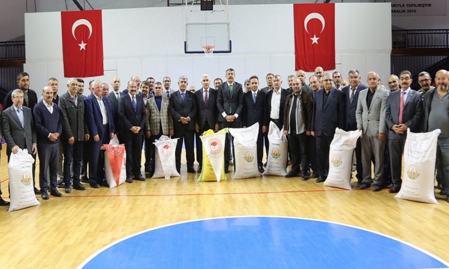 111 bin dekar alana yapılacak ekimden 39 bin ton ürün alınacak;