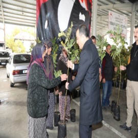 "Emek veren üreticimizin yanındayız"