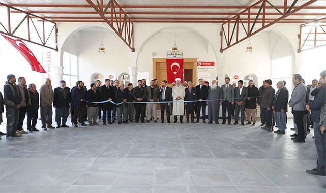 Hatay'da depremin yaraları sarılıyor: Antakya'ya yeni bir cami kazandırıldı