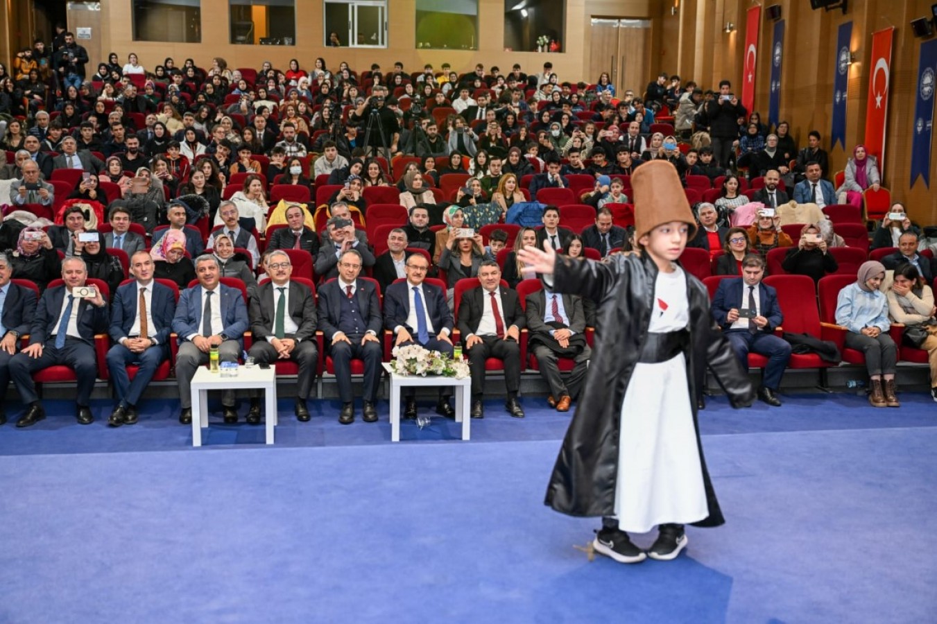 “Çocuklar sadece ailelerinin değil, hepimizin evlatları”
