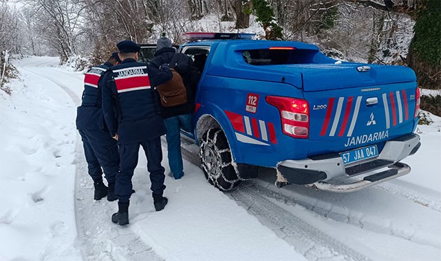 Sinop'ta kar etkili oldu: Çalışmalar 7/24 devam ediyor